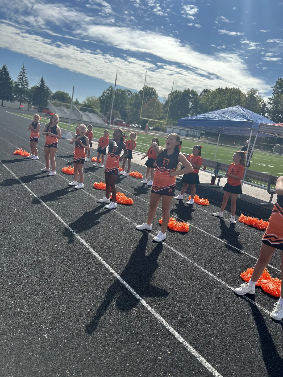 Jr Pacers fall sideline cheer in the COYFL