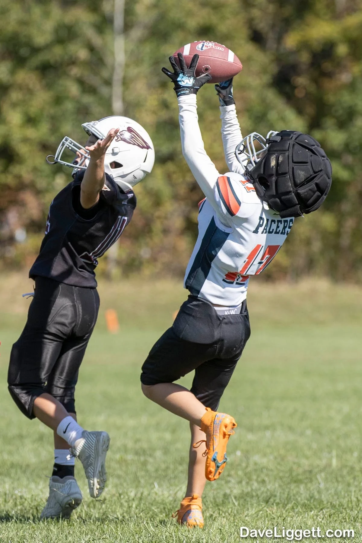 Pacers player makes a one-handed catch