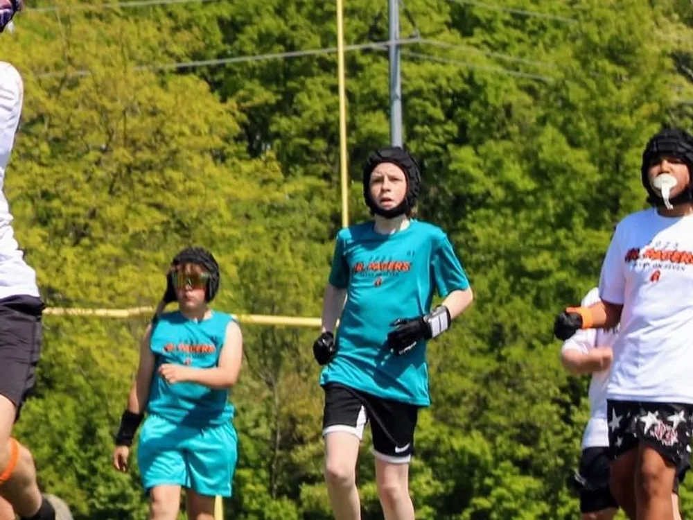 Jr Pacers 7v7 players spread across the field
